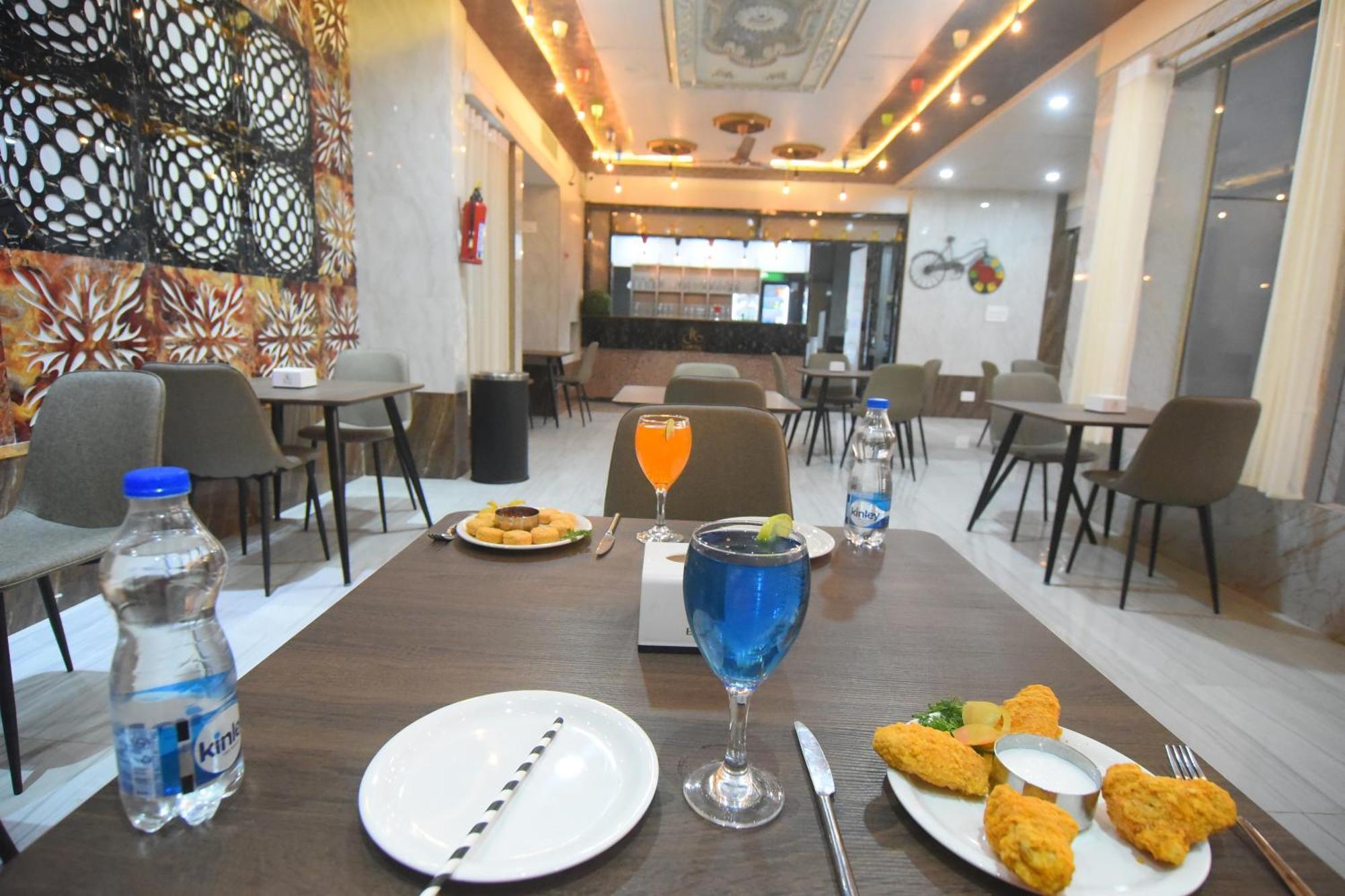 R Empire Revtree Hotel ดาวันเกเร ภายนอก รูปภาพ