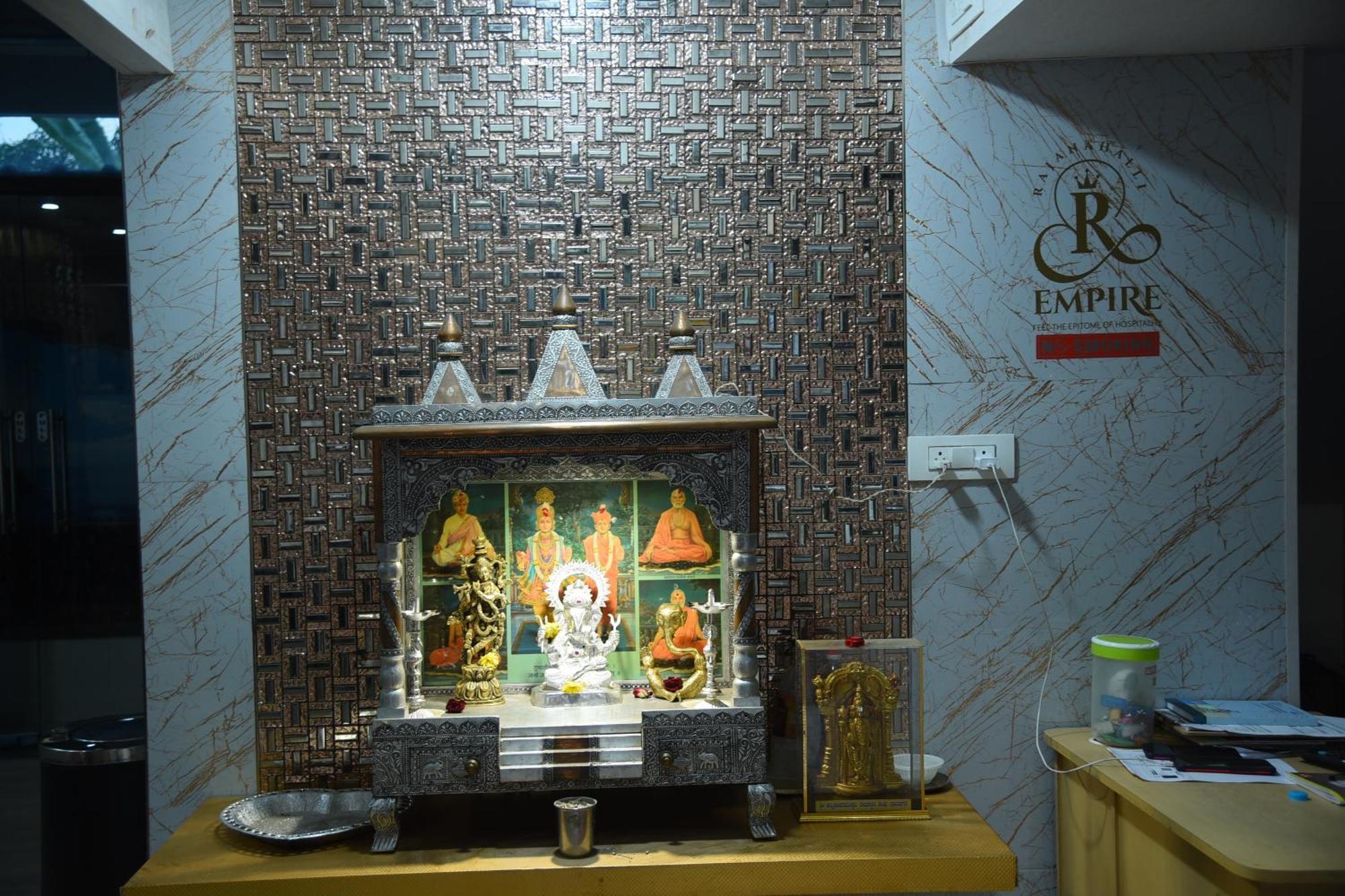 R Empire Revtree Hotel ดาวันเกเร ภายนอก รูปภาพ